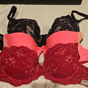 Victoria Secret Size 34B set of 3. See tags for style